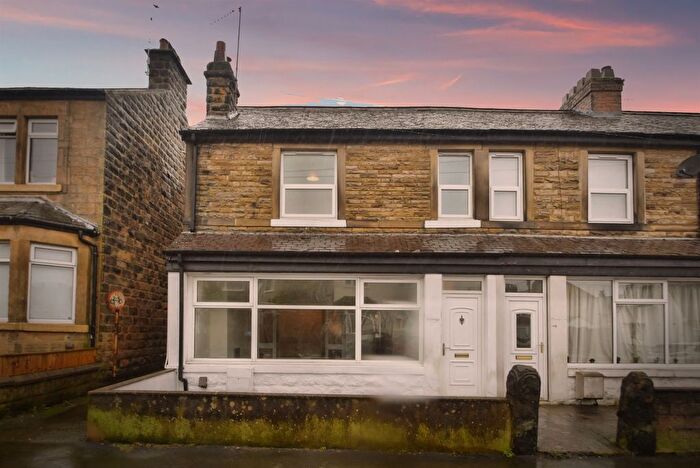 3 Bedroom End Terrace House For Sale In King Edwards Drive, Harrogate, HG1