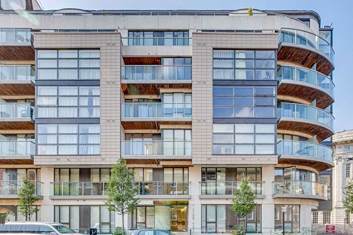 2 Bedroom Flat To Rent In Cornwall House, Marylebone, NW1