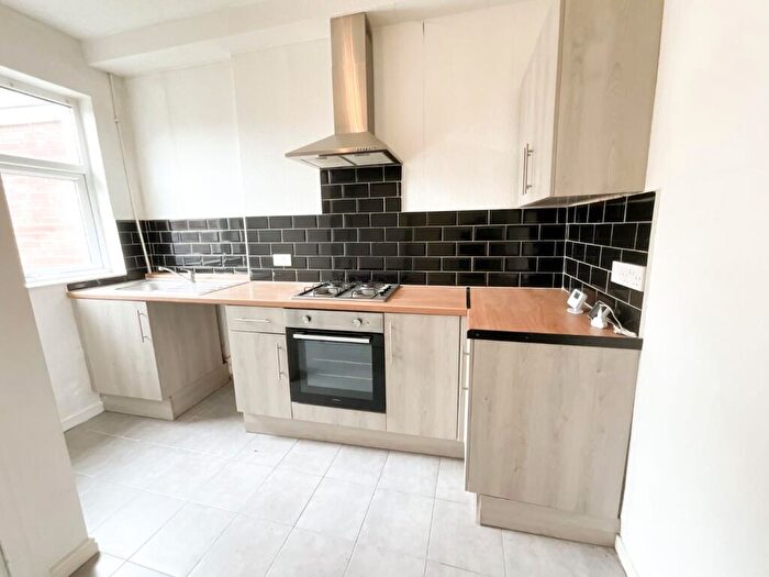 2 Bedroom Terraced House To Rent In Dockin Hill Road, Town Centre, DN1