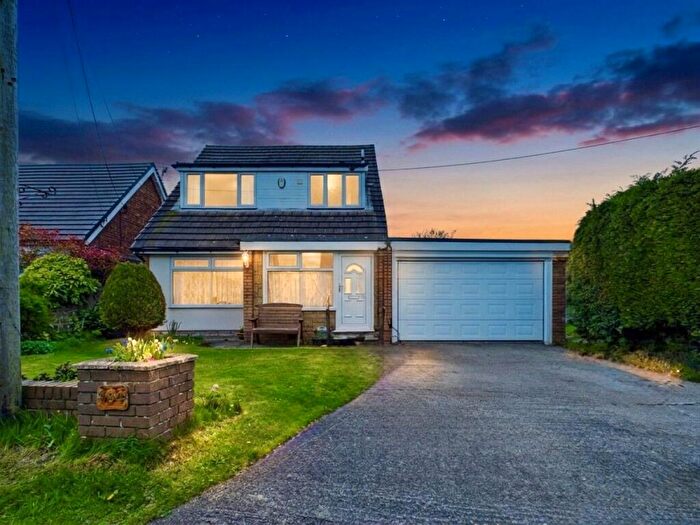 4 Bedroom Detached House For Sale In Brookfield Lane, Aughton, L39