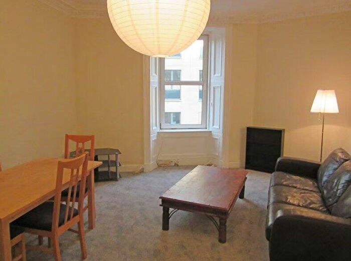 2 Bedroom Flat To Rent In Morrison Street, Edinburgh, Midlothian, EH3