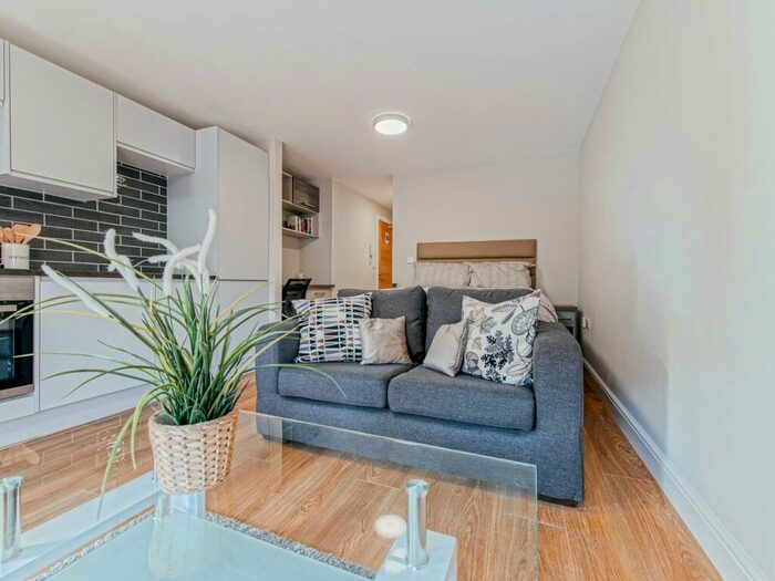 Apartment To Rent In St Paul's Street, Leeds, #, LS1