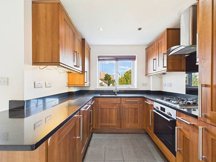 3 Bedroom Flat For Sale In Hooper Court, Gresham Road, Staines-Upon-Thames, Surrey, TW18