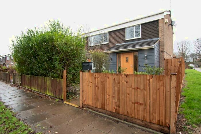 3 Bedroom End Of Terrace House To Rent In Trumper Road, Stevenage, SG1