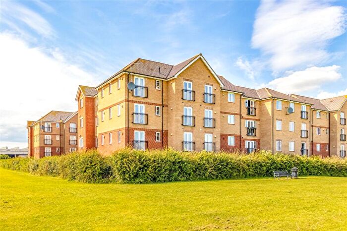 2 Bedroom Apartment To Rent In Murrayfield House, Twickenham Close, Swindon, Wiltshire, SN3