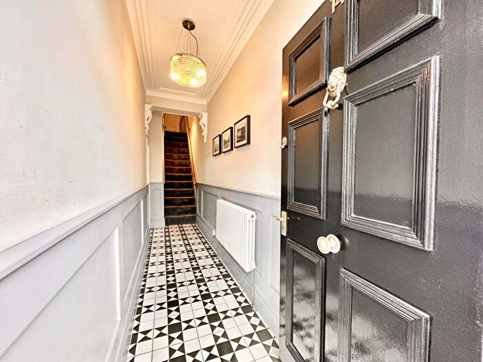 3 Bedroom End Of Terrace House For Sale In Chapel Street, Dukinfield, SK16