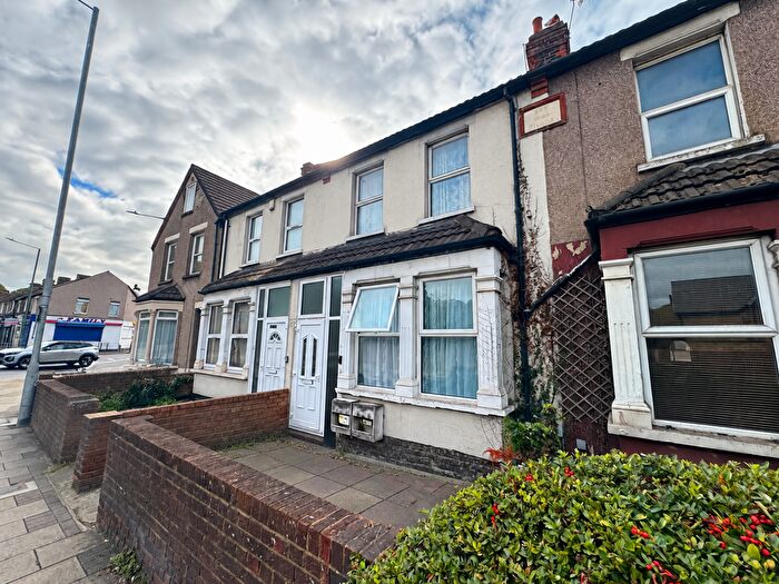 1 Bedroom Flat To Rent In East Hill, Dartford, DA1
