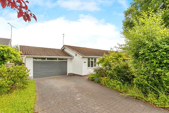 3 Bedroom Bungalow For Sale In Middlecroft, Guilden Sutton, Chester, Cheshire, CH3