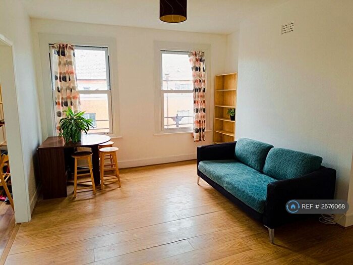 1 Bedroom Flat To Rent In Manor Gardens, London, N7