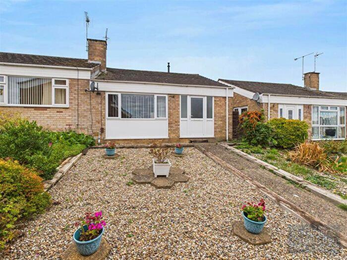 2 Bedroom Semi-Detached Bungalow For Sale In Romsey Road, Bury St. Edmunds, IP33