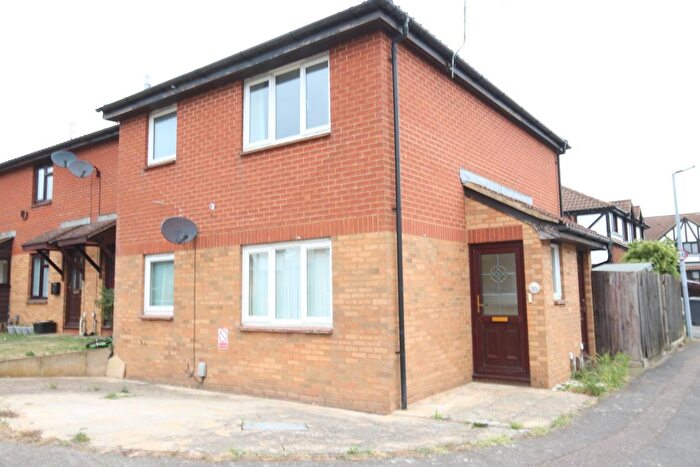 1 Bedroom Property To Rent In Bryant Way, Toddington, LU5