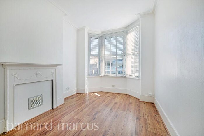 2 Bedroom Terraced House To Rent In Hastings Road, Croydon, CR0