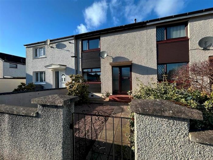 2 Bedroom Terraced House To Rent In Johnston Place, Inverness, Highland, IV2