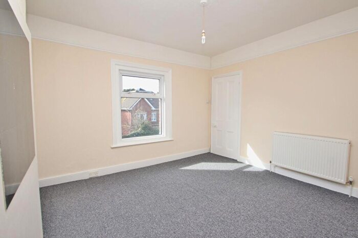1 Bedroom Flat To Rent In Ashley Road, Poole, BH14