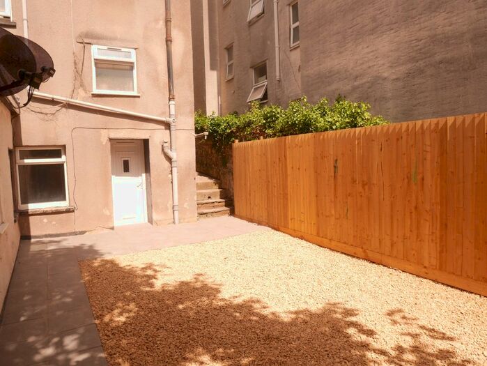 1 Bedroom Flat To Rent In Upper Church Road, Weston-Super-Mare, BS23