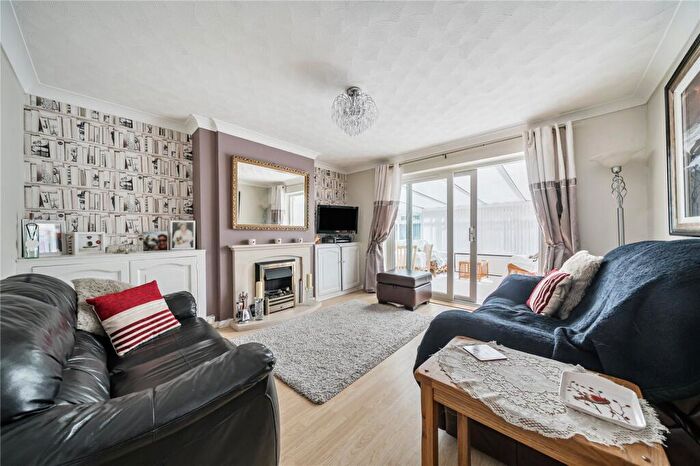 2 Bedroom Bungalow For Sale In Hope Road, West End, Southampton, Hampshire, SO30