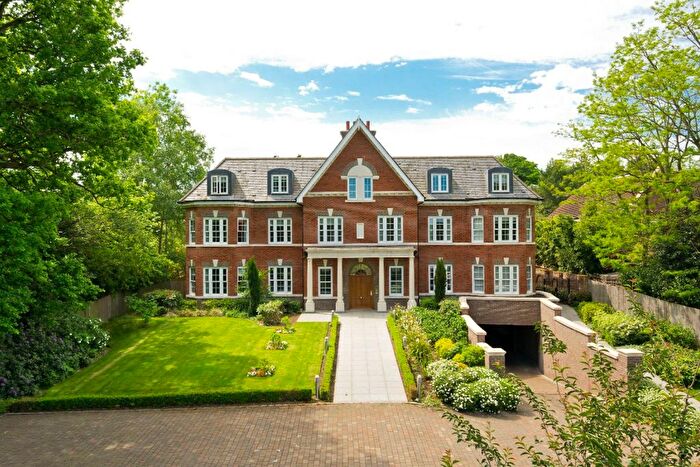 3 Bedroom Flat To Rent In Amelie Place, Esher Park Avenue, Esher, Surrey, KT10