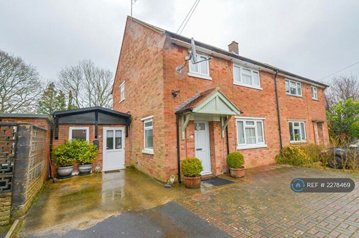 4 Bedroom Semi-Detached House To Rent In Henderson Close, St. Albans, AL3