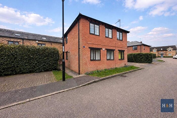 2 Bedroom Maisonette To Rent In Ashby Court, Moulton -, NN3