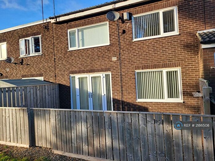 3 Bedroom Terraced House To Rent In Oakerside Drive, Peterlee, SR8