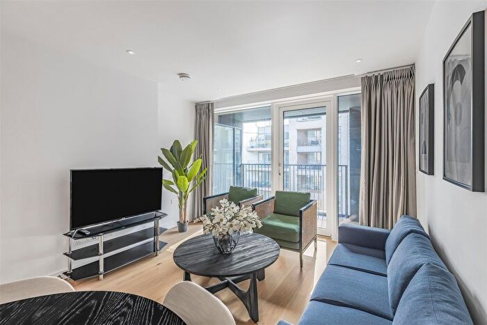 2 Bedroom Flat For Sale In Fairwater House, Chelsea Creek, Fulham, SW6