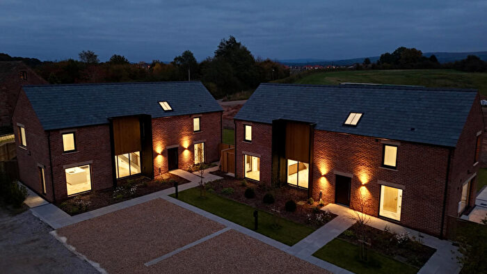 4 Bedroom Detached House For Sale In Woodford, SK7