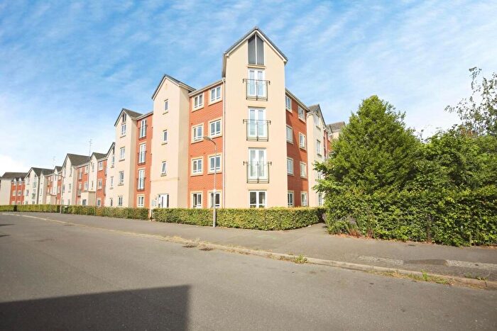 2 Bedroom Flat For Sale In Hamlet Way, Stratford-upon-Avon, Warwickshire, CV37