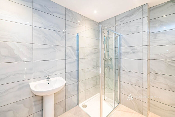 1 Bedroom Apartment To Rent In High Street, Aylesbury, HP20