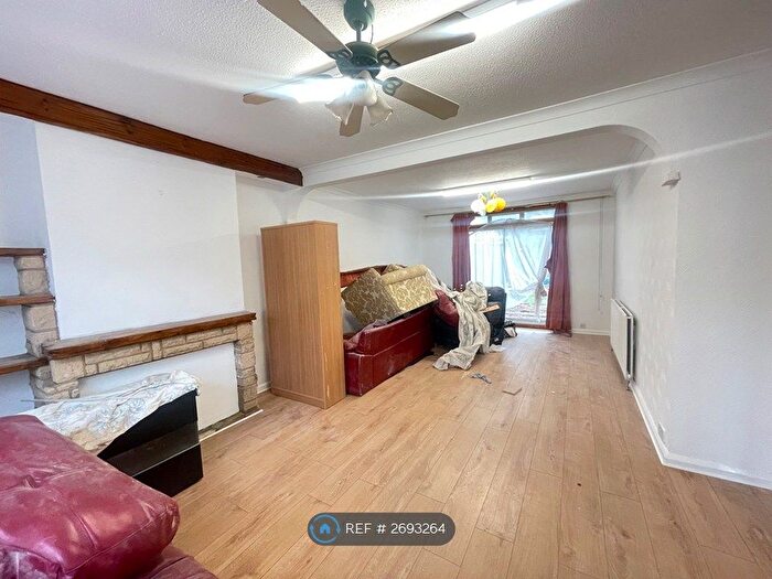 3 Bedroom Terraced House To Rent In Kenneth Road, Romford, RM6