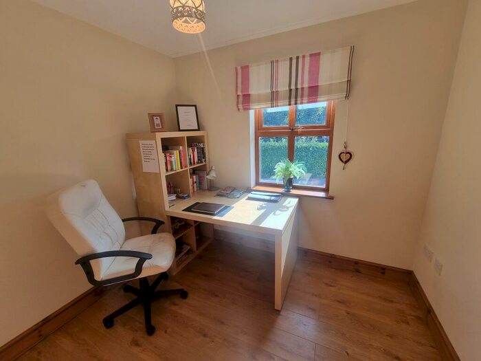 4 Bedroom House To Rent In Llwyncelyn Uchaf, Mynyddcerrig, Llanelli, Carmarthenshire, SA15