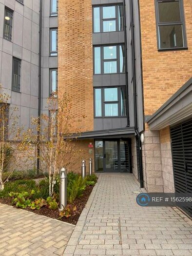 1 Bedroom Flat To Rent In Castle Hill Drive, Kent, DA10