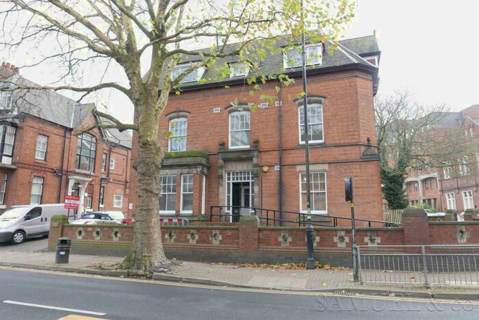 1 Bedroom Flat To Rent In Ednam Road, Dudley, DY1