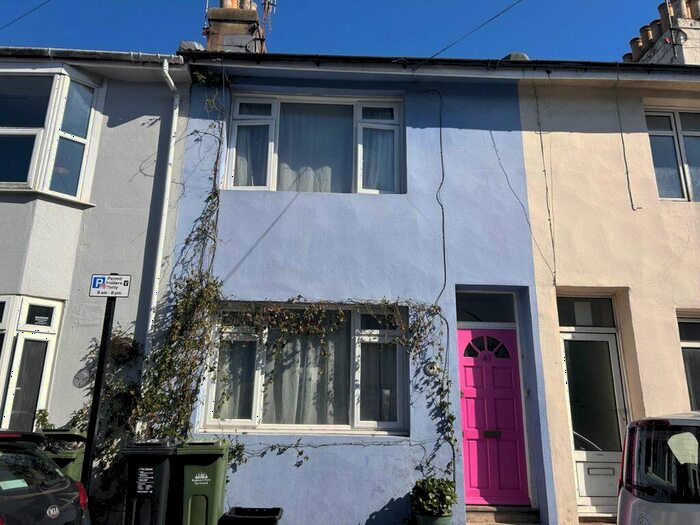2 Bedroom Terraced House To Rent In Washington Street, BN2