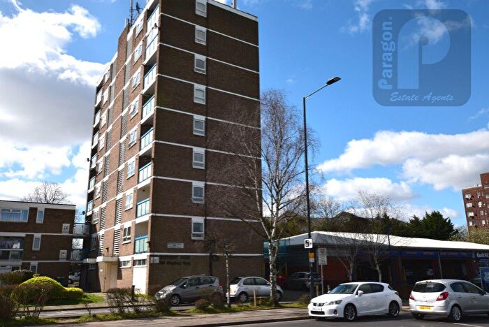 3 Bedroom Flat For Sale In Kingsbury Road, Kingsbury, London, NW9