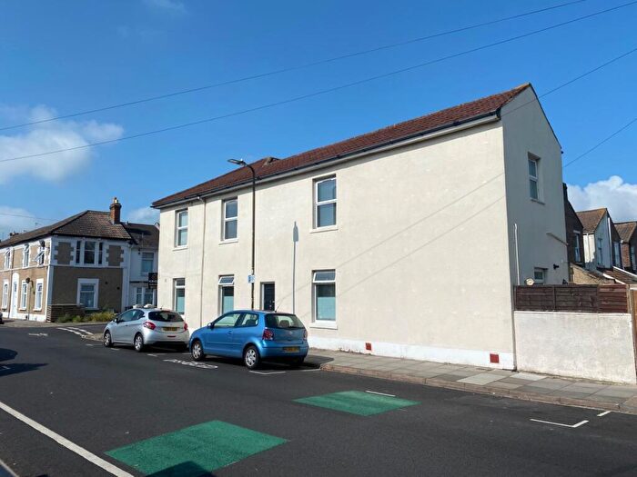 2 Bedroom Apartment To Rent In Edmund Road, Southsea, Hampshire, PO4