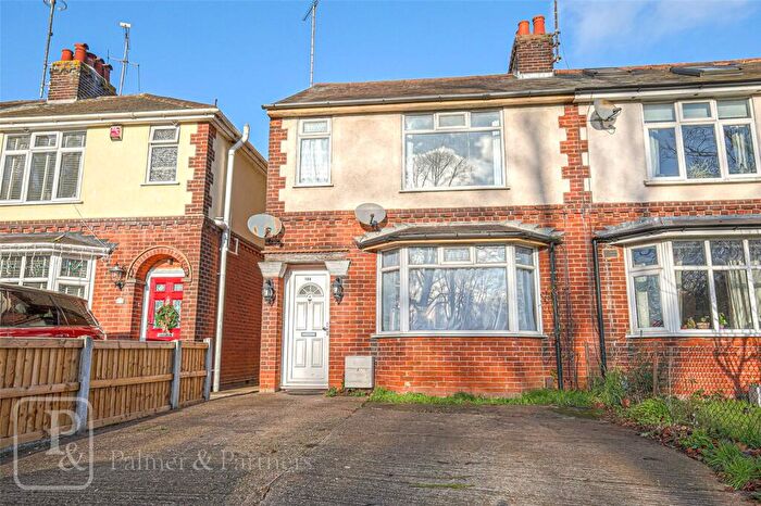 3 Bedroom Semi-Detached House To Rent In Cowdray Avenue, Colchester, Essex, CO1