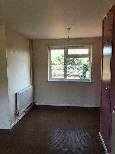 1 Bedroom Semi-Detached Bungalow To Rent In Spring Gardens, Rushden, Northamptonshire, NN10