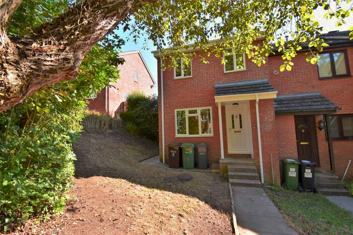 3 Bedroom End Of Terrace House To Rent In Linnet Close, Exeter, EX4