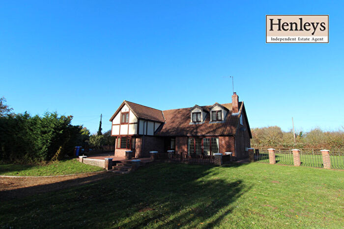 4 Bedroom Detached House To Rent In Wilde Street, Beck Row, Bury St. Edmunds, IP28