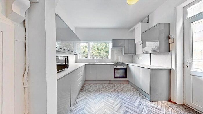 1 Bedroom End Of Terrace House To Rent In King Edward Road, BA2