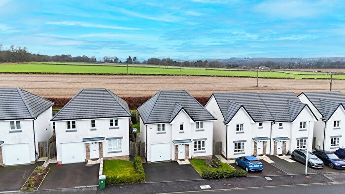 4 Bedroom Detached House For Sale In Speckle Park Road, Huntingtower, Perth, PH1