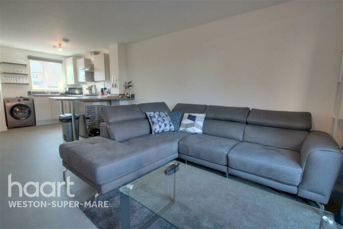 2 Bedroom Terraced House To Rent In Scout Road, BS24