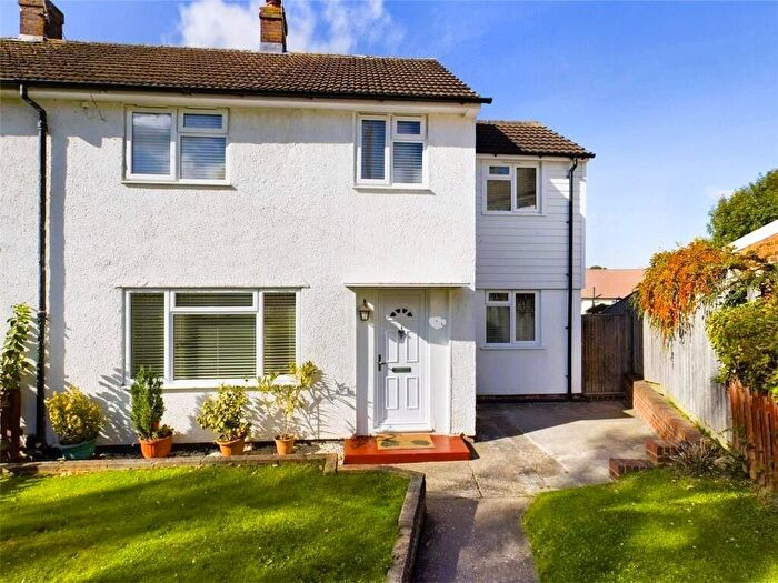 4 Bedroom Detached House To Rent In Hunt Road, Tonbridge, Area, TN10