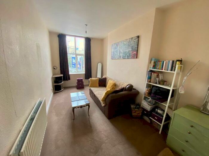 1 Bedroom Apartment To Rent In Main Street, Bingley, West Yorkshire, BD16