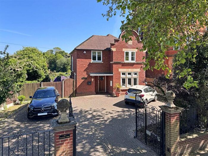 3 Bedroom Detached House For Sale In Station Road, Herne Bay, CT6