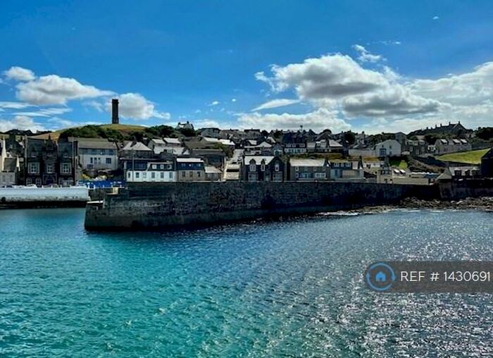 3 Bedroom Terraced House To Rent In Duff Street, Macduff, AB44