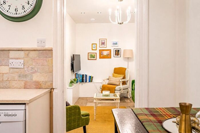 2 Bedroom Flat To Rent In Lindley Street, Holgate, York, YO24