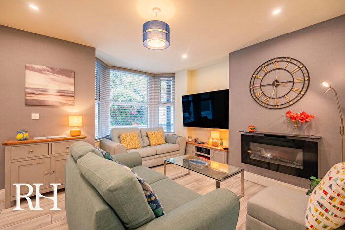 2 Bedroom Flat To Rent In Station Road, Conwy (Town), Conwy (County Of), LL31