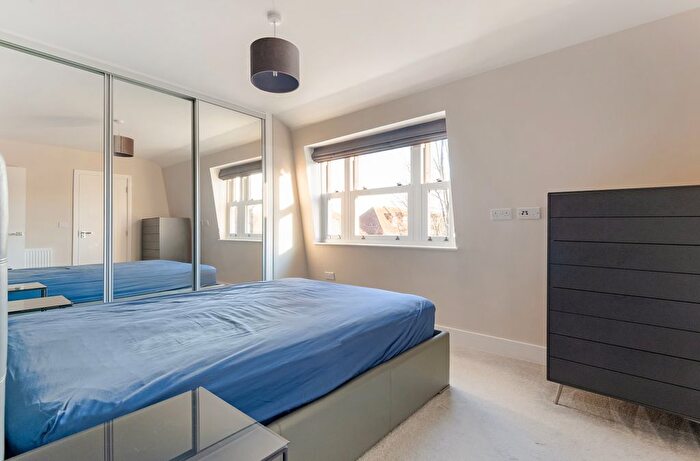 5 Bedroom Terraced House For Sale In Emerald Square, London, SW15