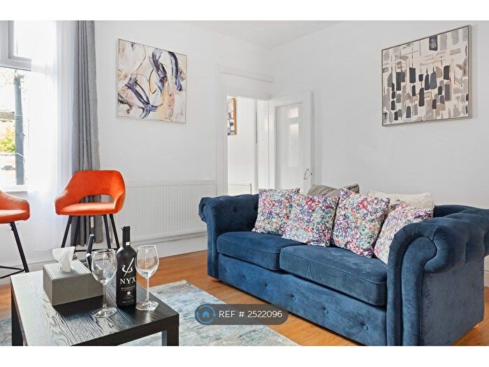 1 Bedroom Flat To Rent In Walton Street, Leicester, LE3